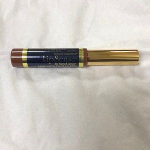 New LipSense liquid lip color